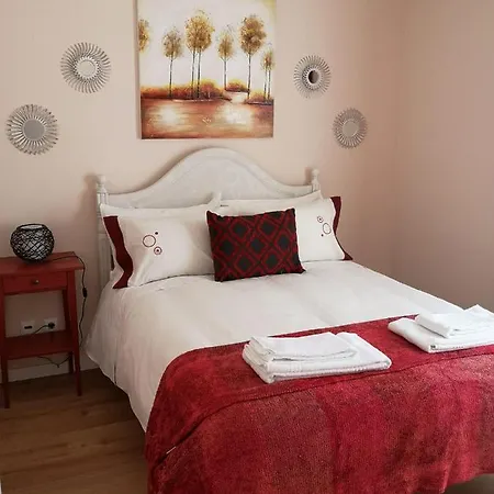 Сasa de vacaciones Feather House São Bartolomeu