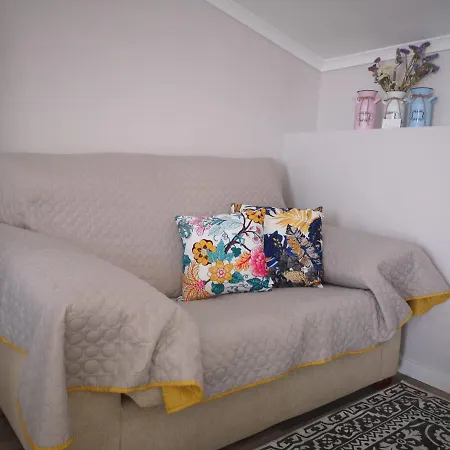 Сasa de vacaciones Feather House *