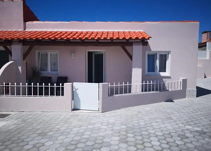 Feather House Сasa de vacaciones São Bartolomeu