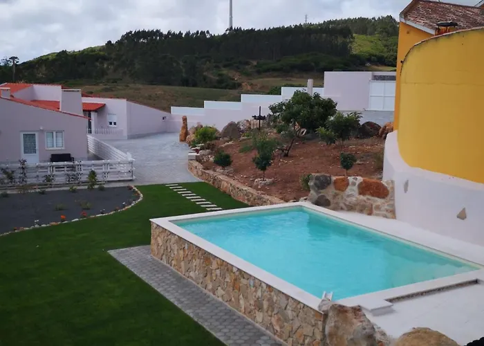 Feather House * São Bartolomeu